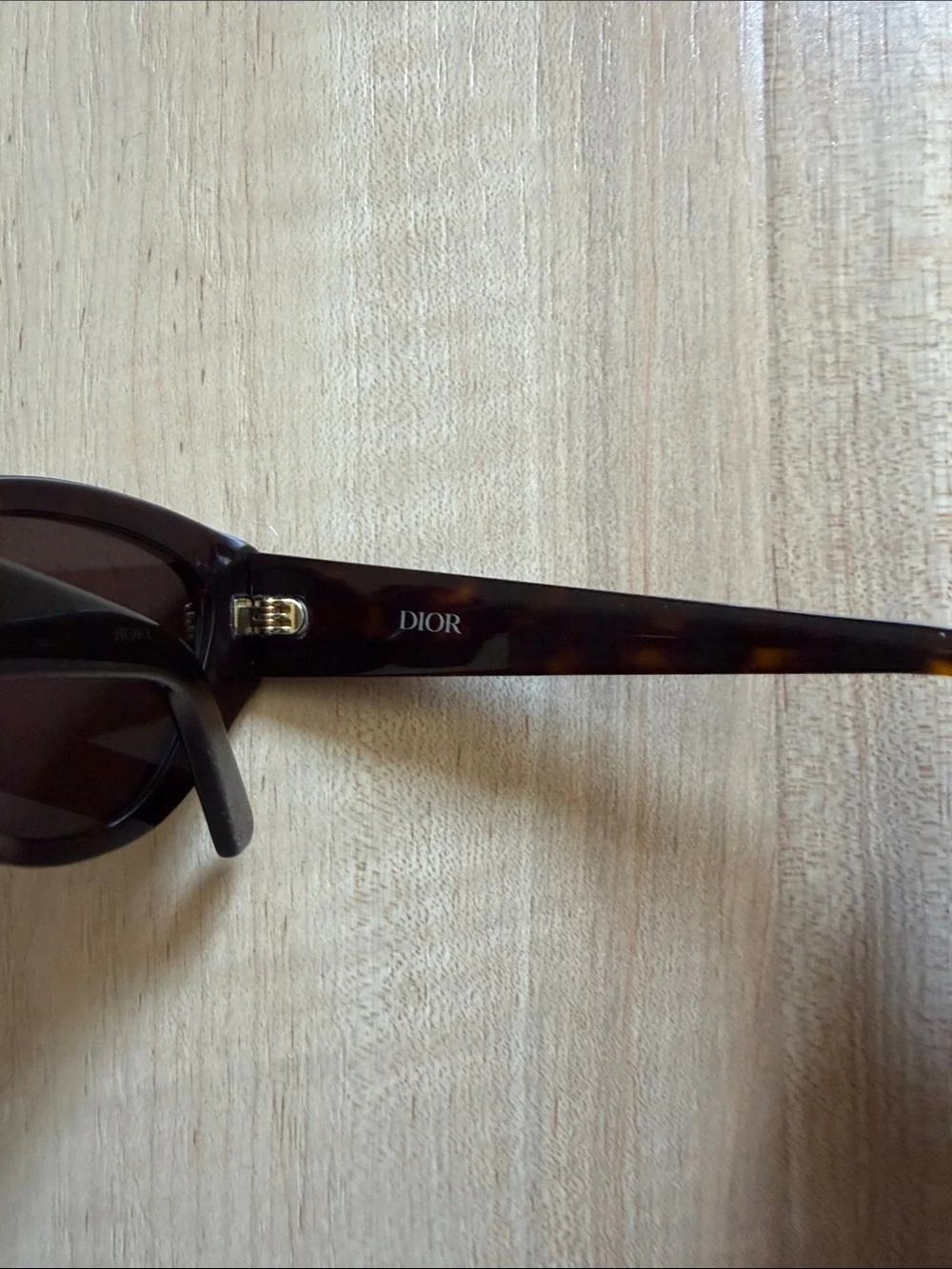 Dior glow B1| 53mm cat sunglasses tortoise  NEW